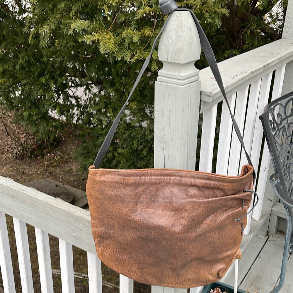 Carlos Falchi Crossbody Genuine Leather and Leather Lined - Picture 5 of 15